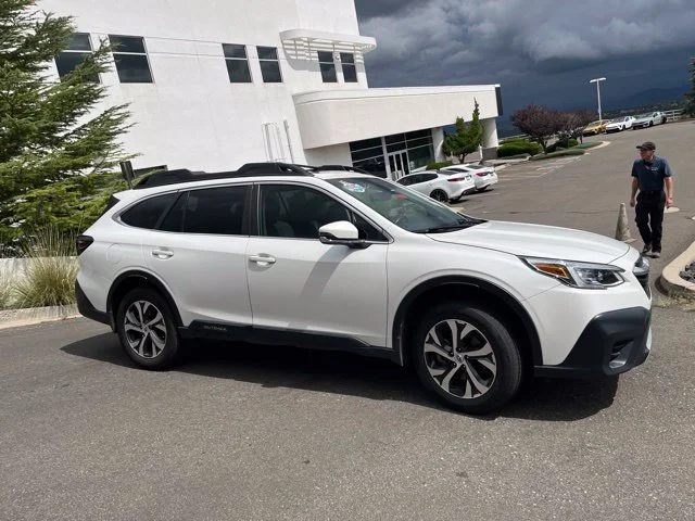 Used 2021 Crystal White Pearl Subaru Limited XT image 6