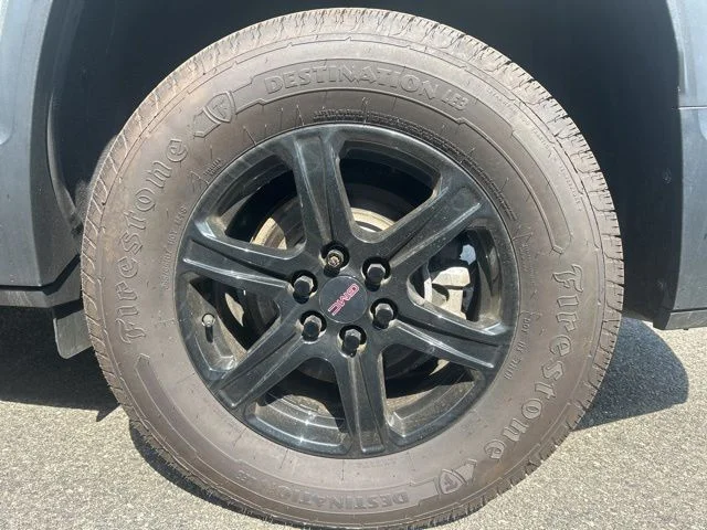 Used 2023 Silver GMC AT4 image 7