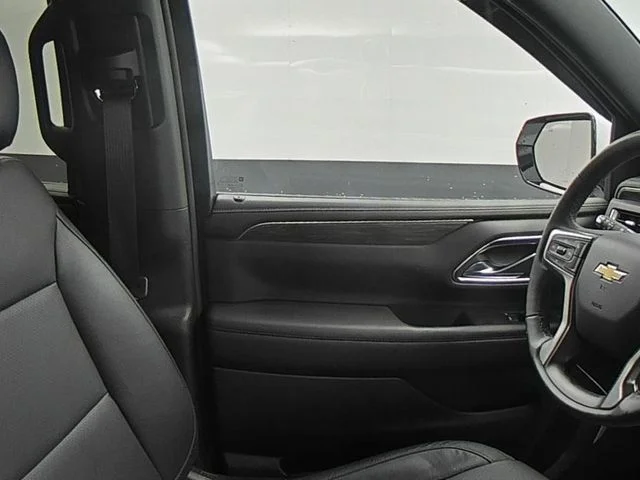 Used 2024 White Chevrolet LS image 34