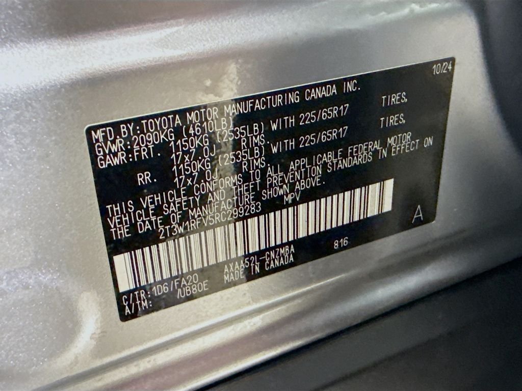Used 2024 Silver Sky Metallic Toyota XLE image 29
