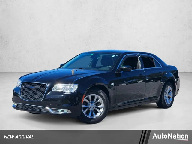 2022 Chrysler 300 Touring