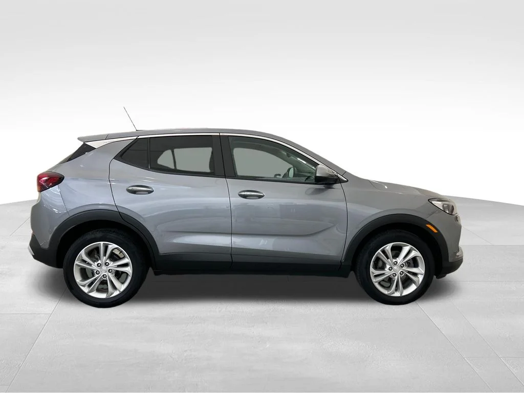 Used 2023 Gray Buick Preferred image 6