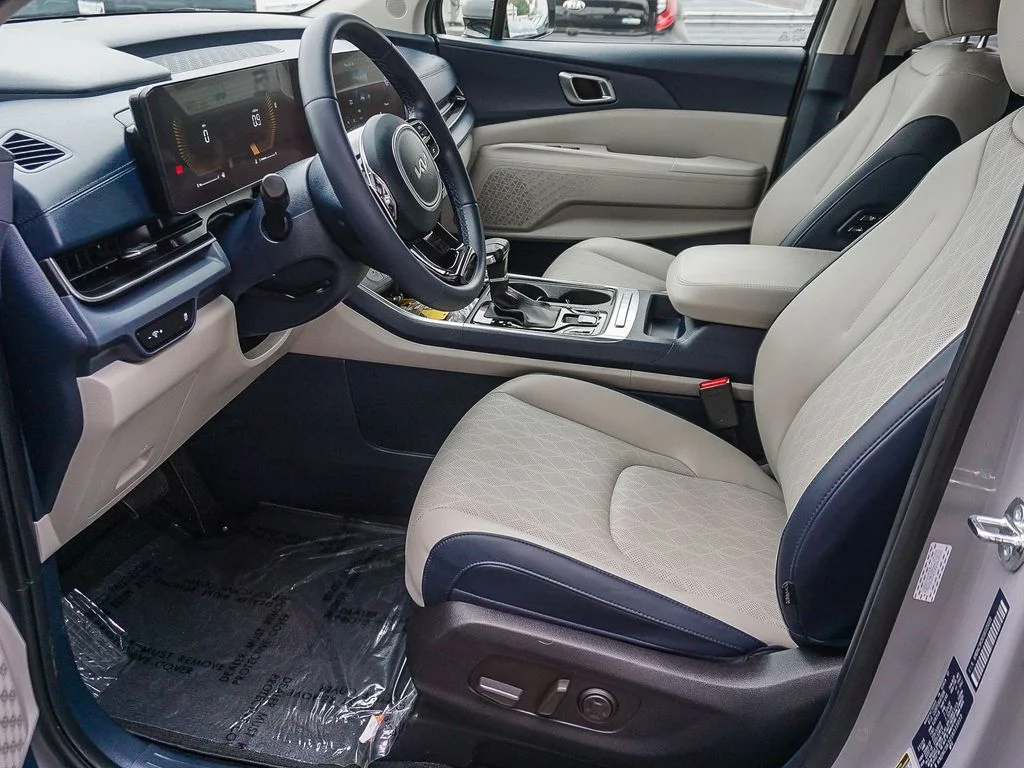 Certified Used 2025 White Kia EX image 18