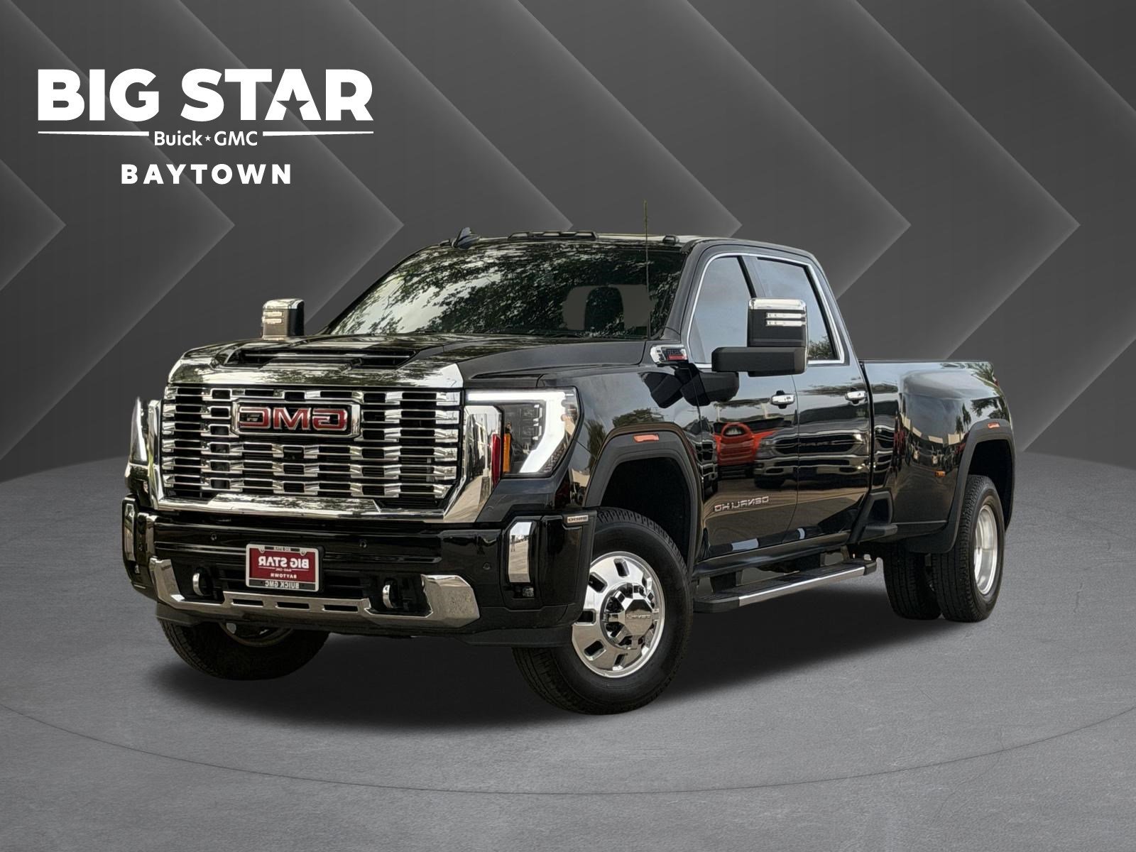 2025 GMC Sierra Denali 4WD Crew Cab Standard Box SRW's photo