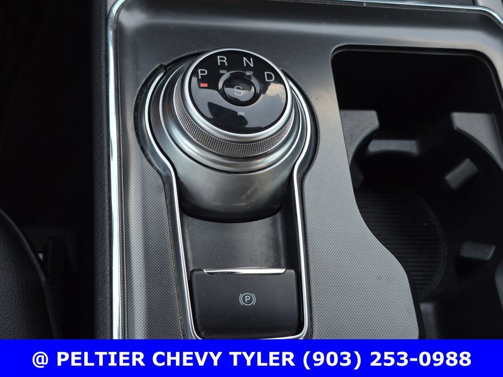 Used 2023  Ford SEL image 21