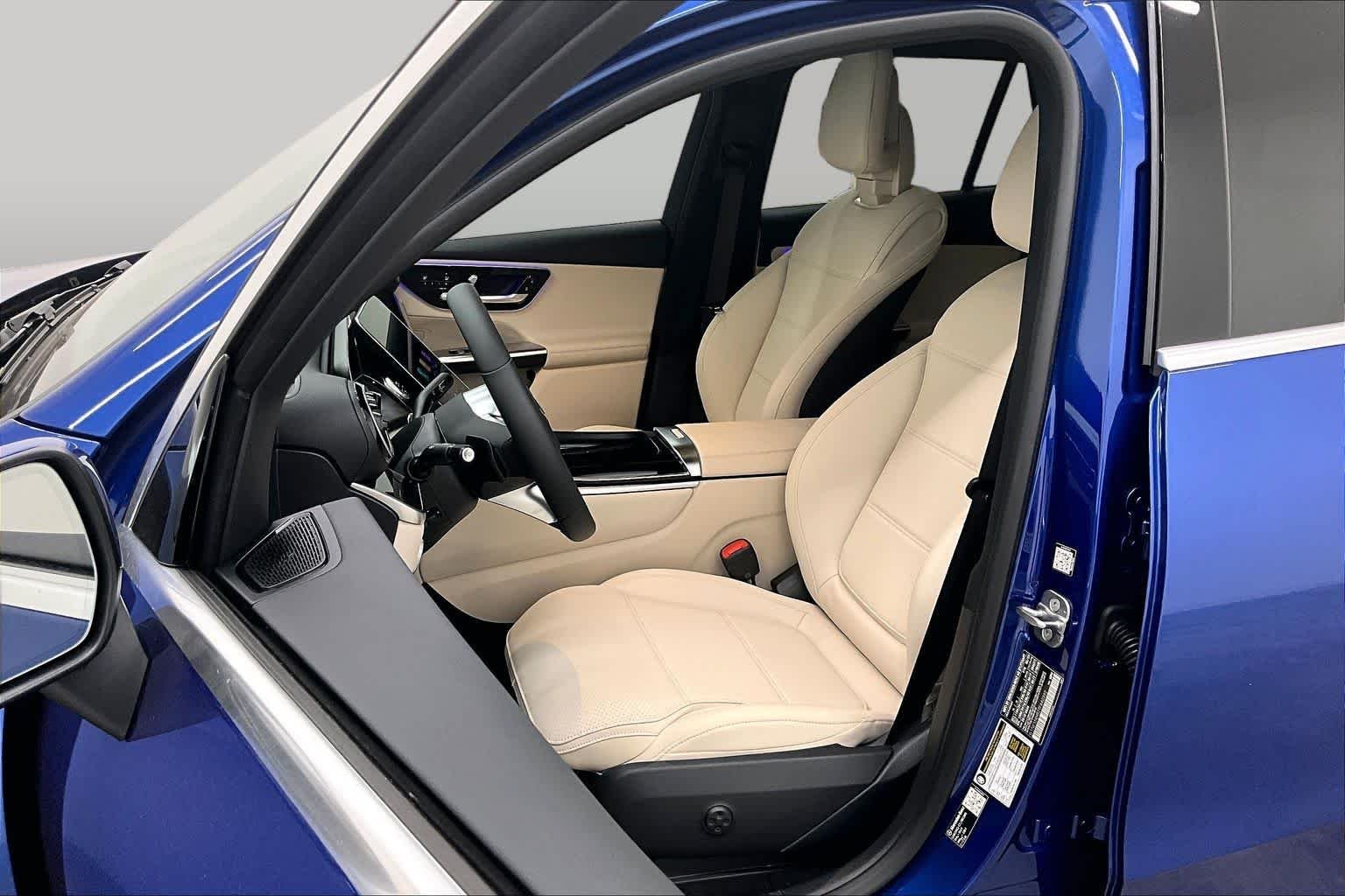 New 2026 Starling Blue Metallic Mercedes-Benz GLC 300 image 9