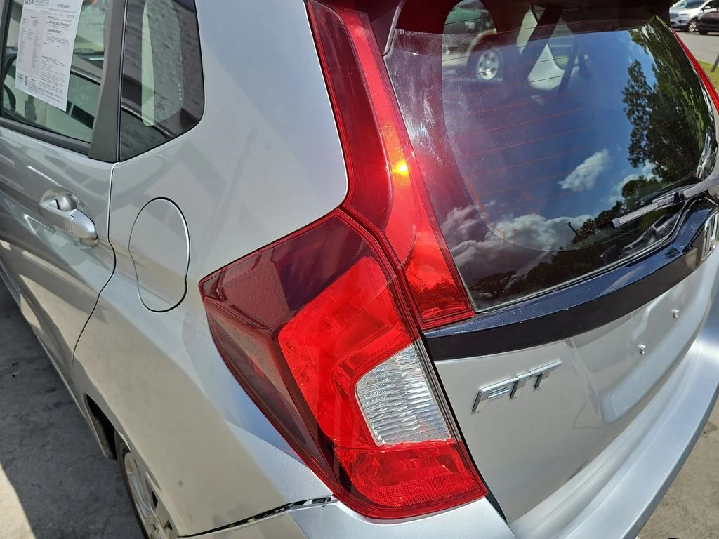 Used 2015  Honda LX image 31