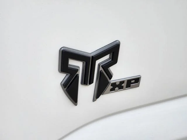 New 2026 Star White Metallic Tri-Coat Ford F-250® Lariat® image 31