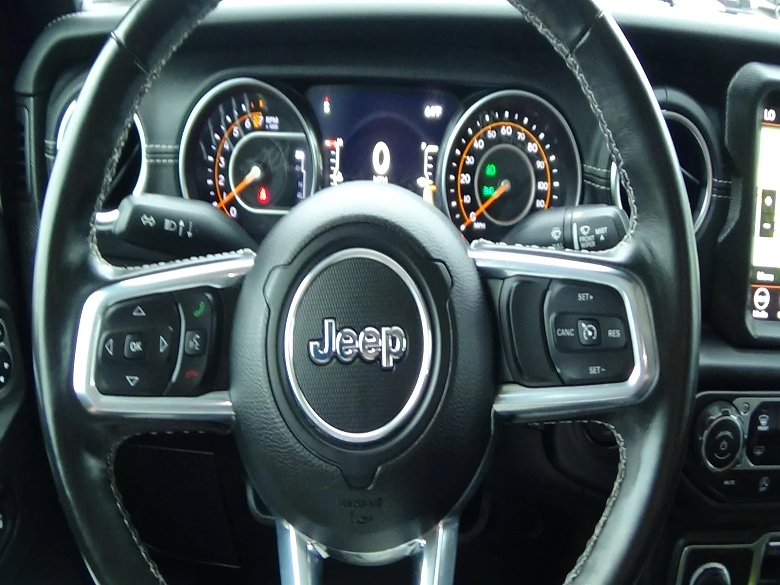 Used 2022 Black Clear Coat (px8) Jeep Overland image 21