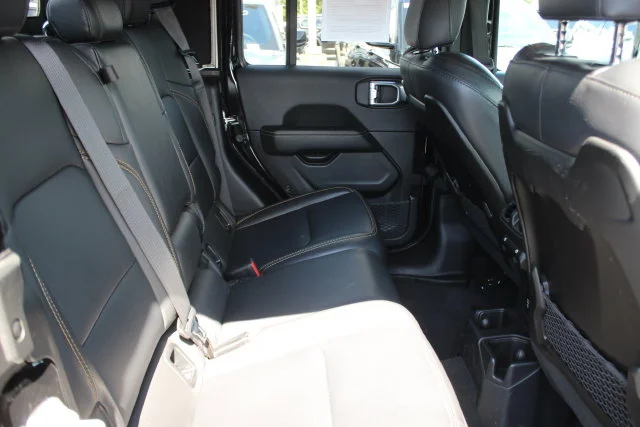 Used 2024 Black Jeep Sport S image 31