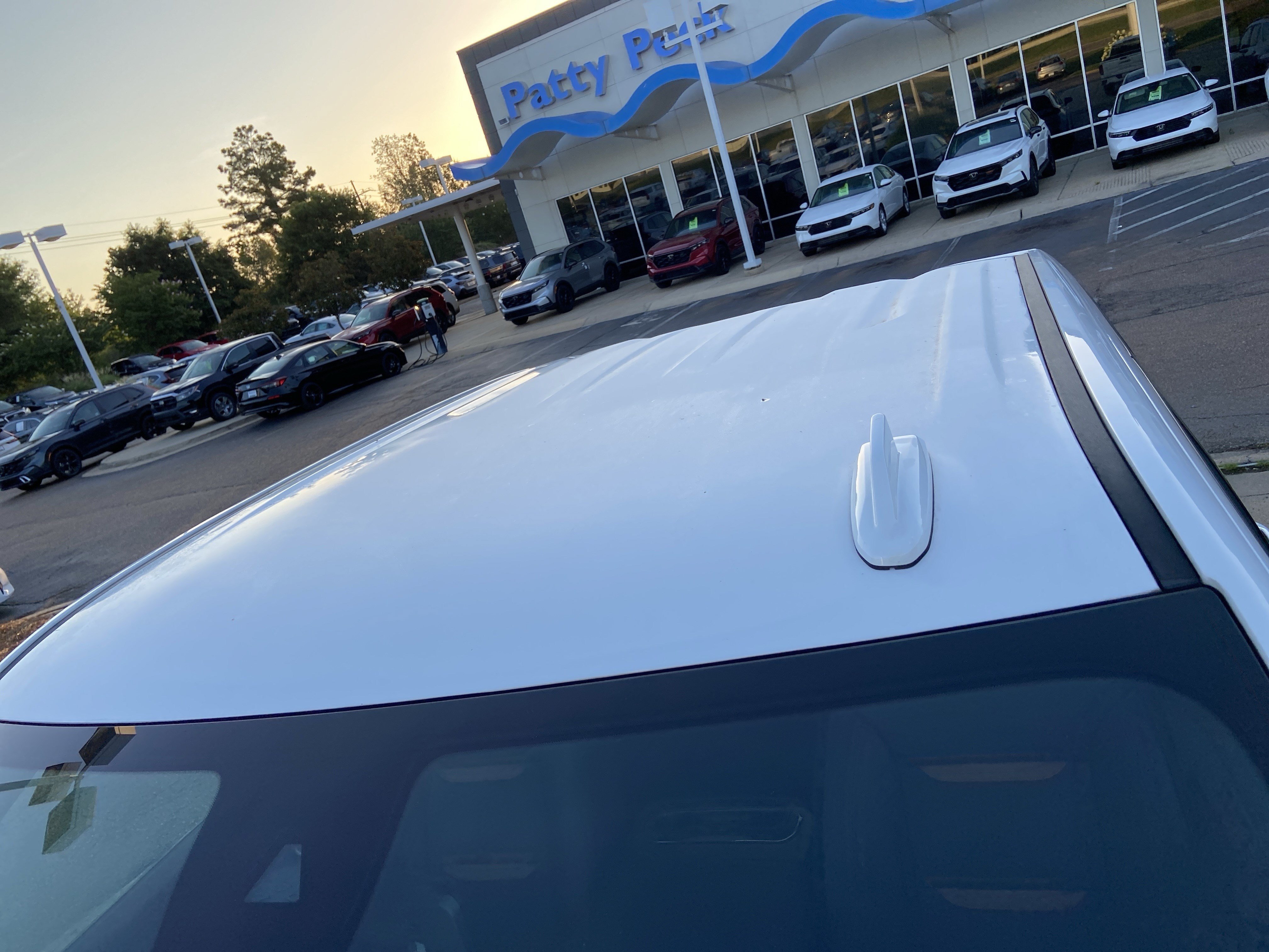 Used 2025 Summit White GMC AT4 image 28