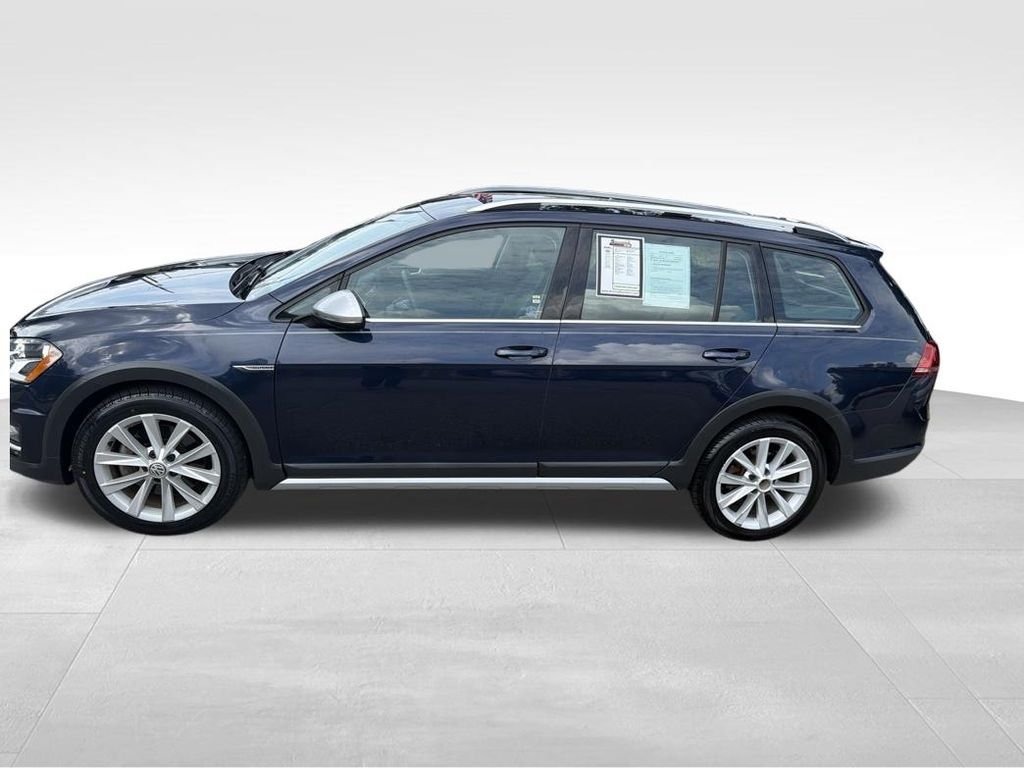 Used 2017 Blue Volkswagen TSI SE image 3
