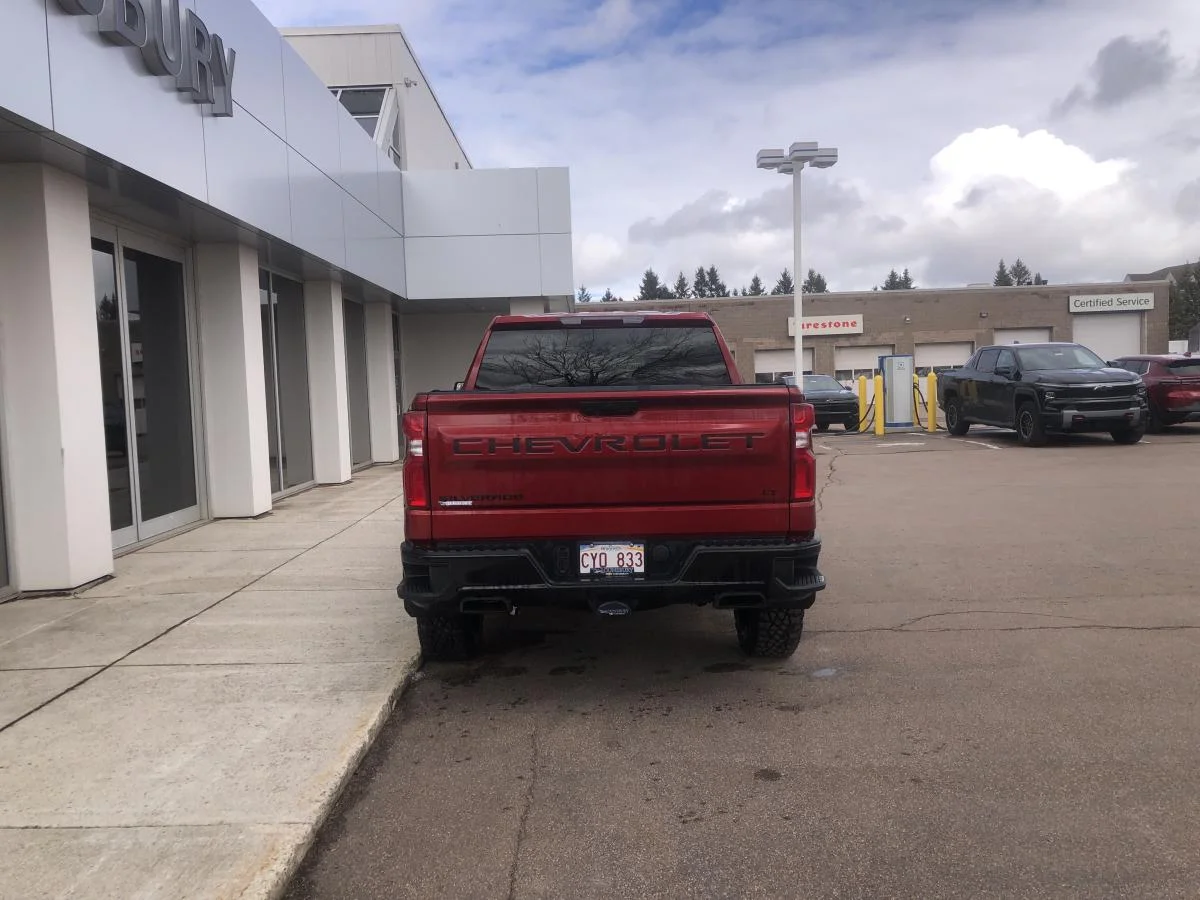 Used 2026 Red Chevrolet 4wd Crew Cab 157" Lt image 6