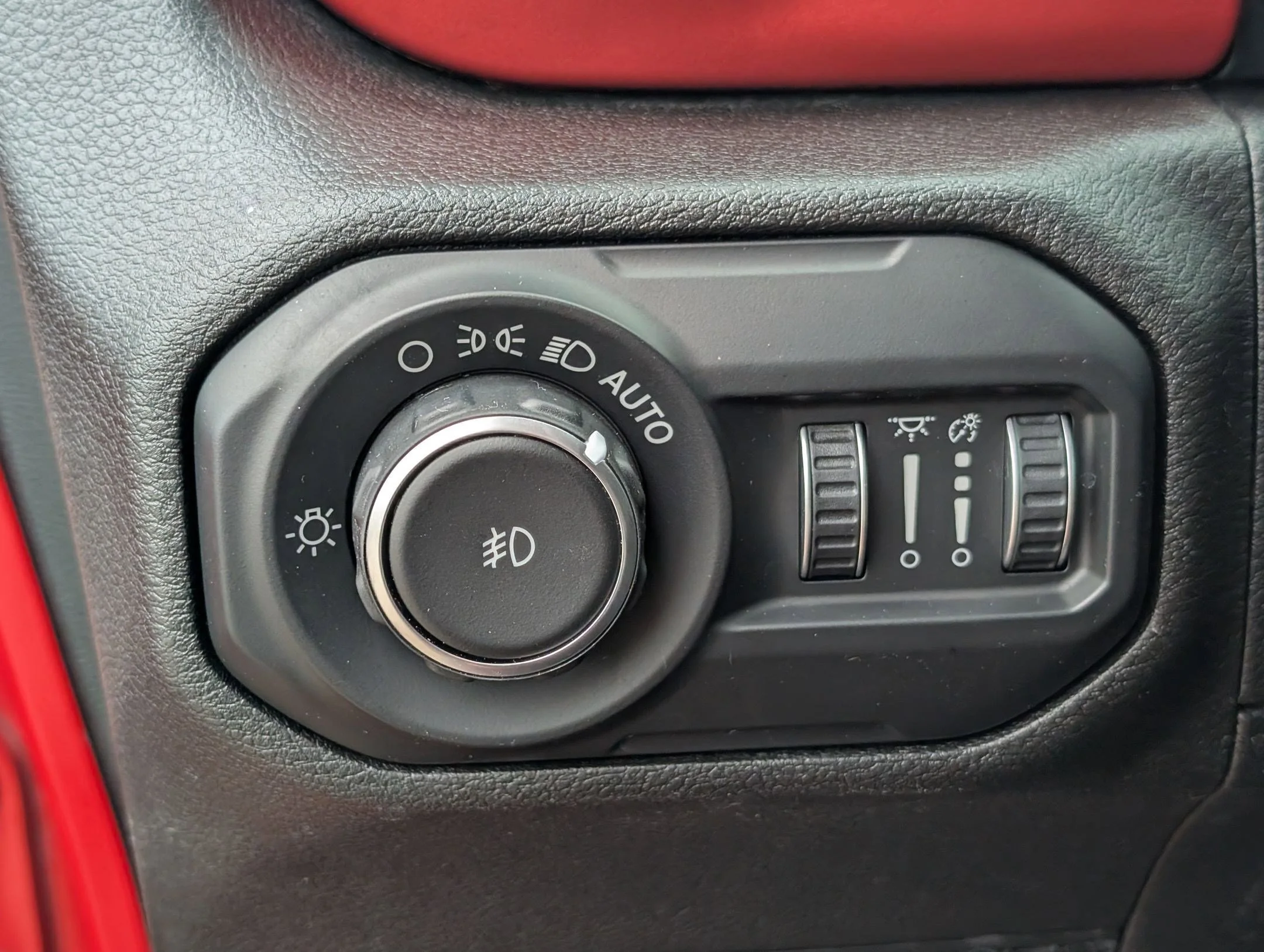 Used 2020 Firecracker Red Clearcoat Jeep Rubicon image 25