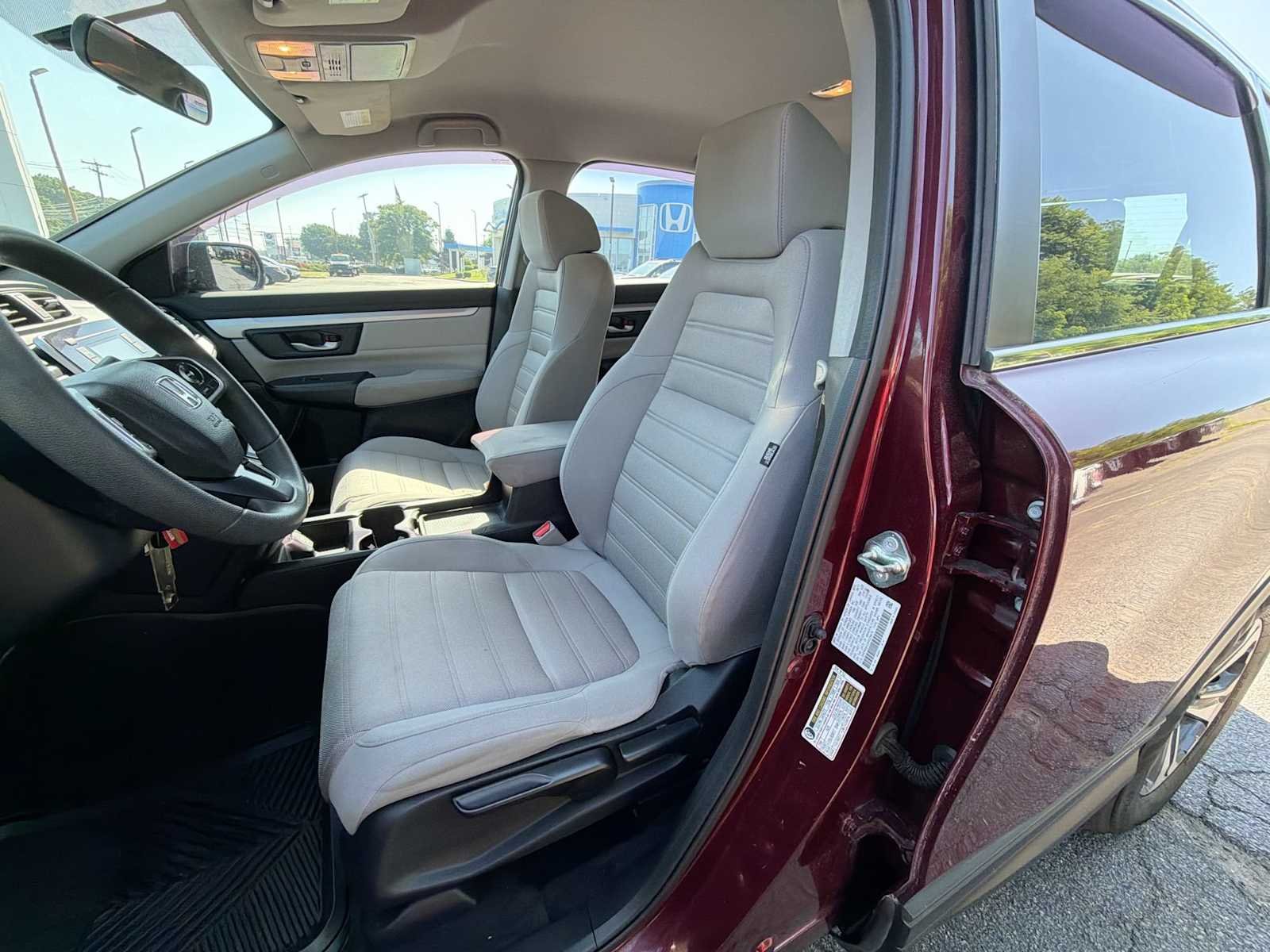 2017 Honda CR-V LX - Photo 21