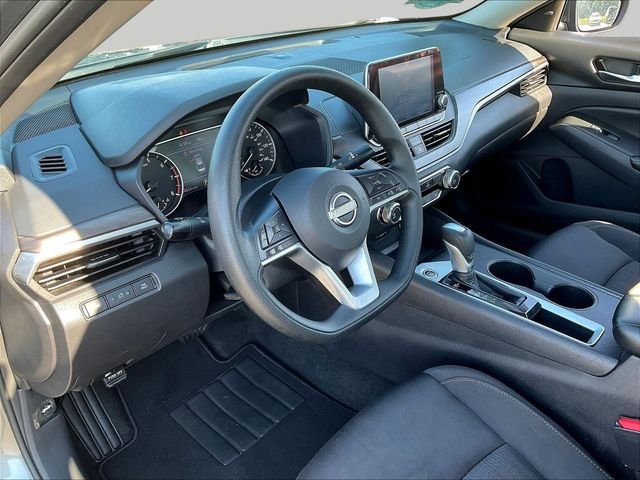 Used 2025 Gray Nissan 2.5 SV image 18