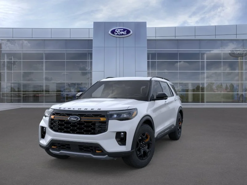 New 2026 Space White Metallic Ford Tremor® image 5