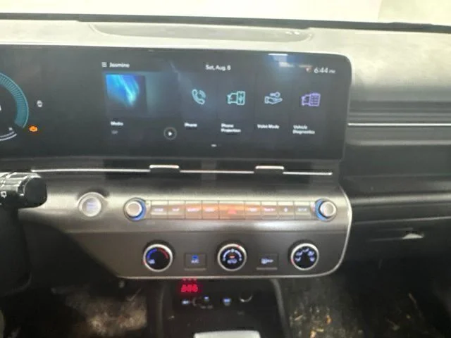 Used 2025 Gray Hyundai SE image 15