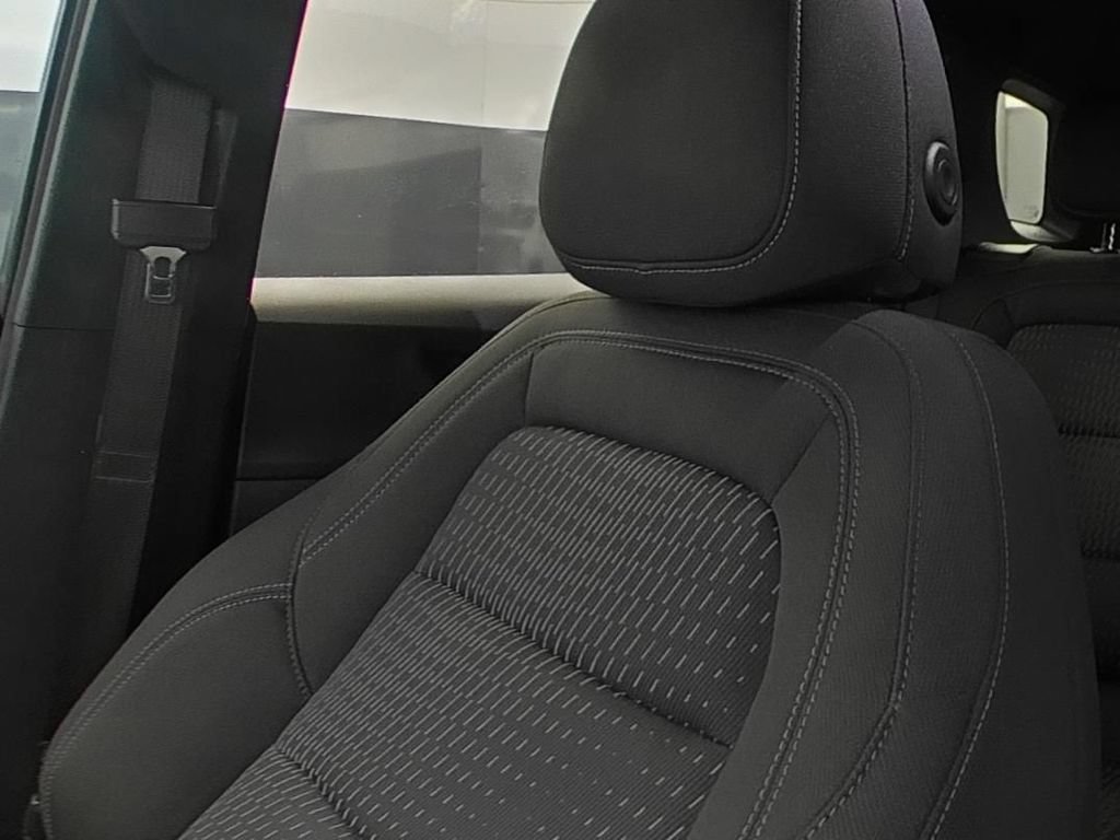 2025 Chevrolet Equinox LT - Photo 9