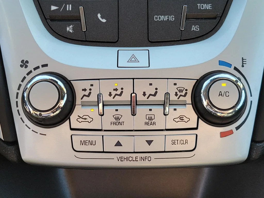 Used 2017 White GMC SLE-1 image 28