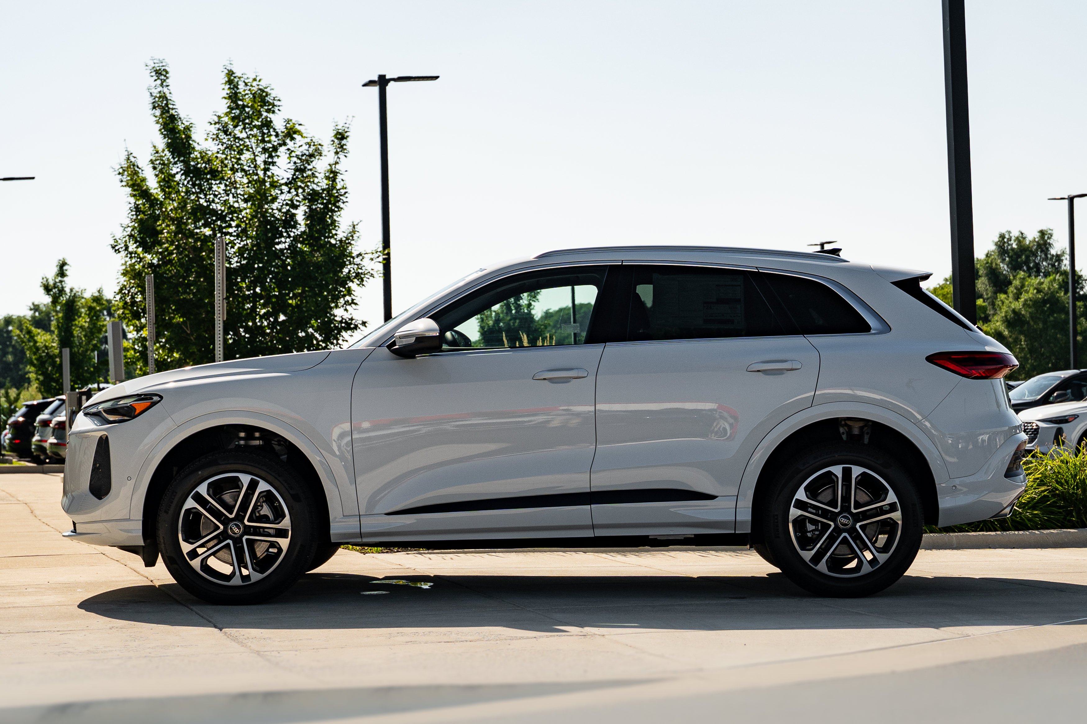 New 2026 Glacier Audi Premium image 6