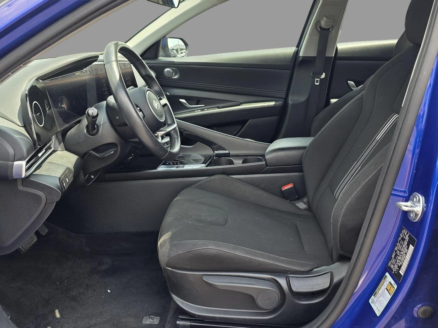 Used 2025 Intense Blue Hyundai SEL Convenience image 21