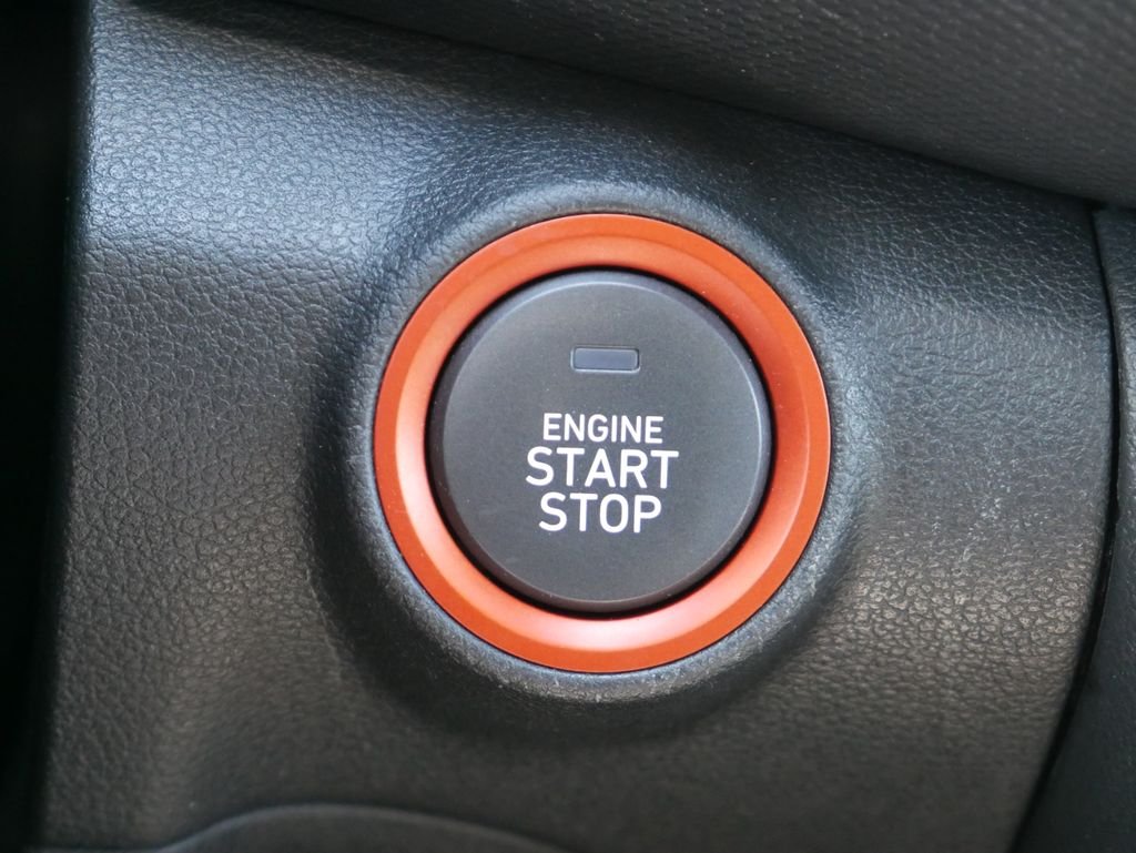 Used 2020 Orange Hyundai Ultimate image 35