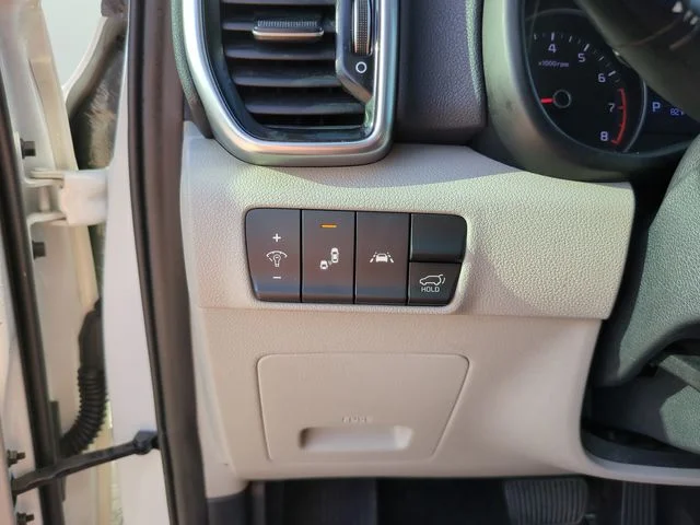 Used 2020 White Kia EX image 28