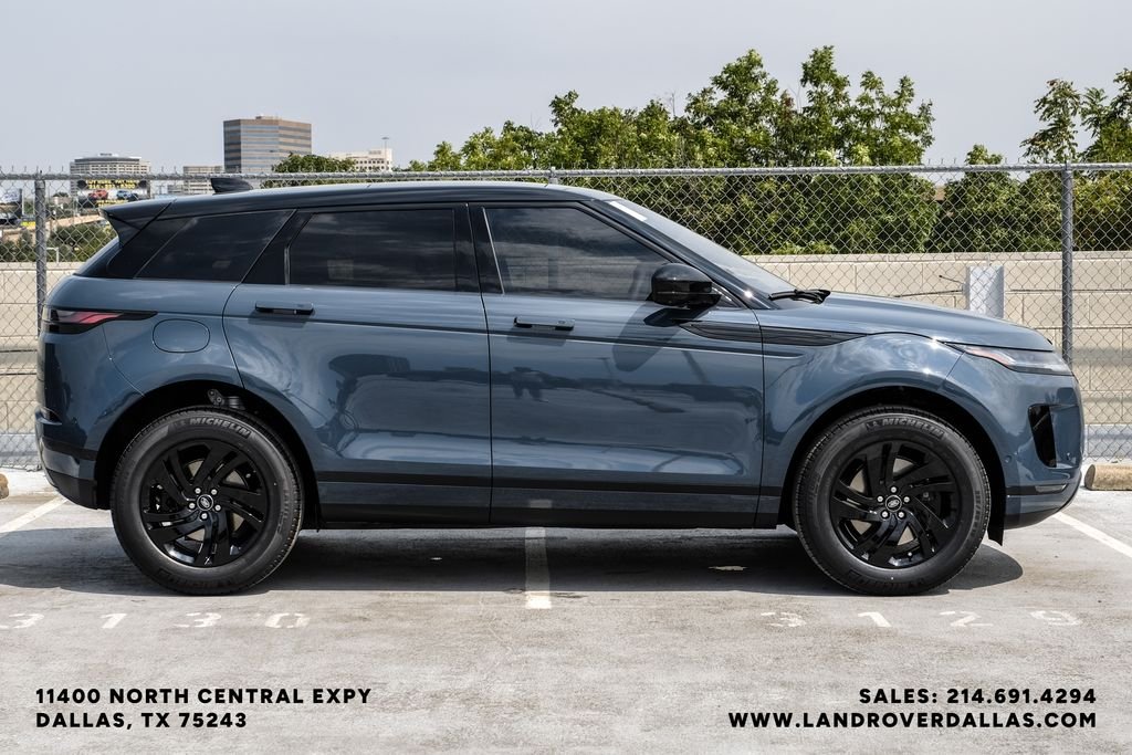 New 2026 Tribeca Blue Metallic Land Rover S image 7