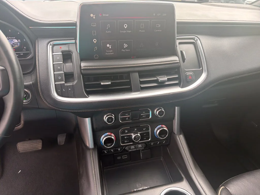 2023 GMC Yukon SLT - Photo 18