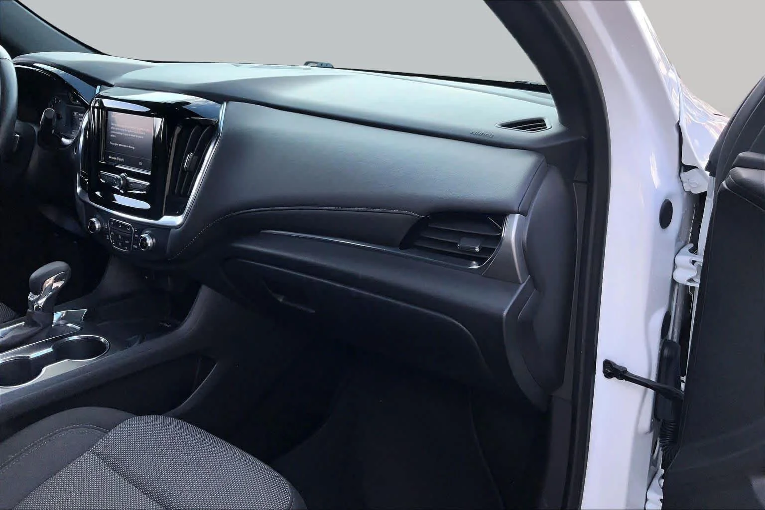 Used 2023 Summit White Chevrolet LT Cloth image 17