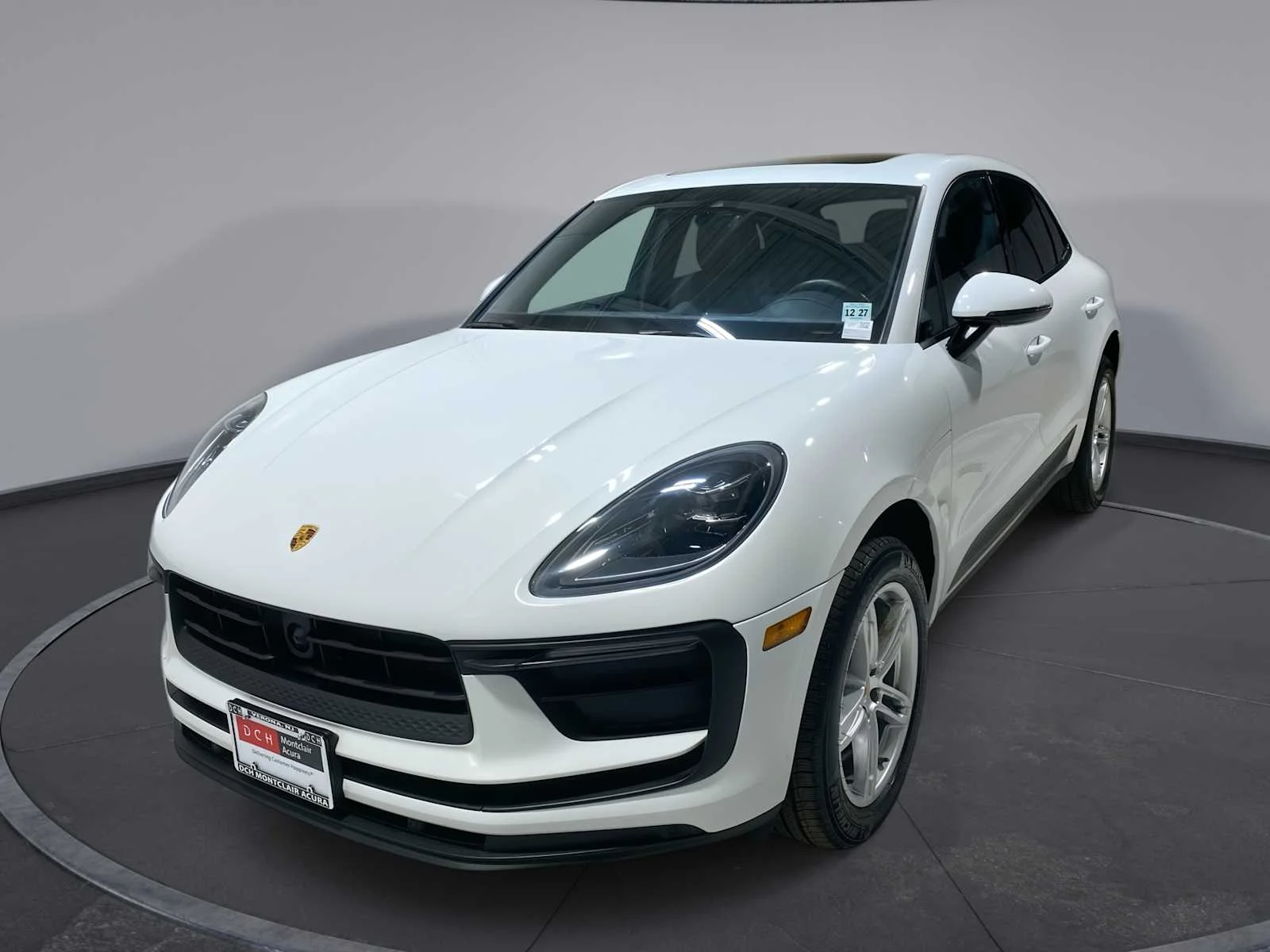2023 Porsche Macan T's photo