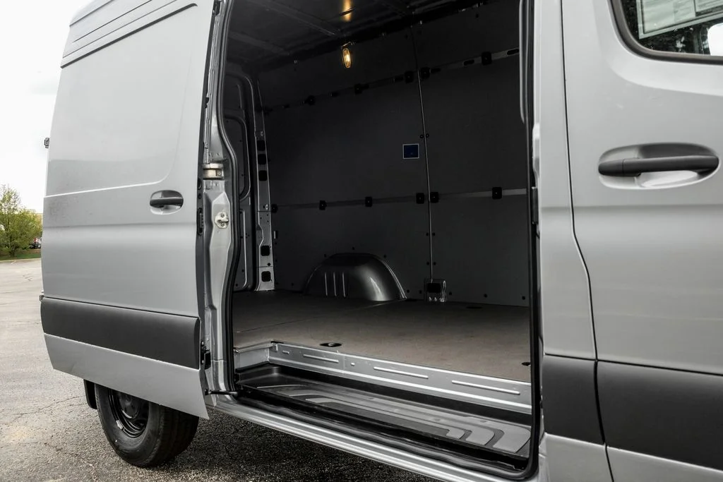 New 2026 high-tech silver metallic Mercedes-Benz Cargo 144 WB image 10