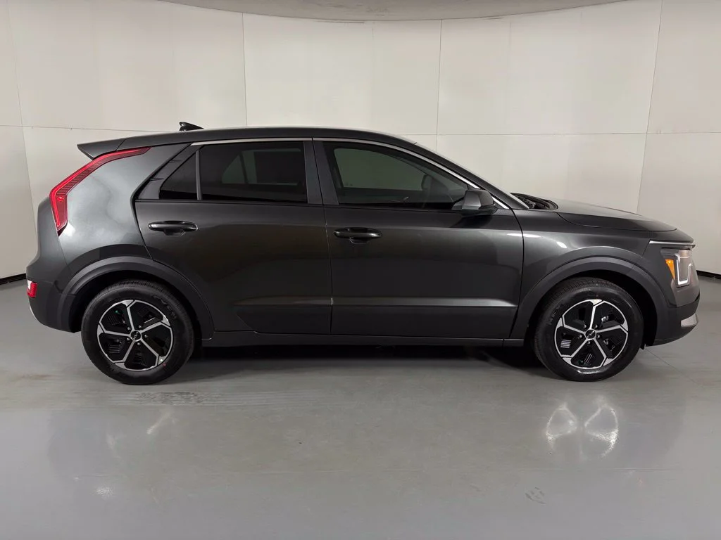 New 2026 Gray Kia LX image 9