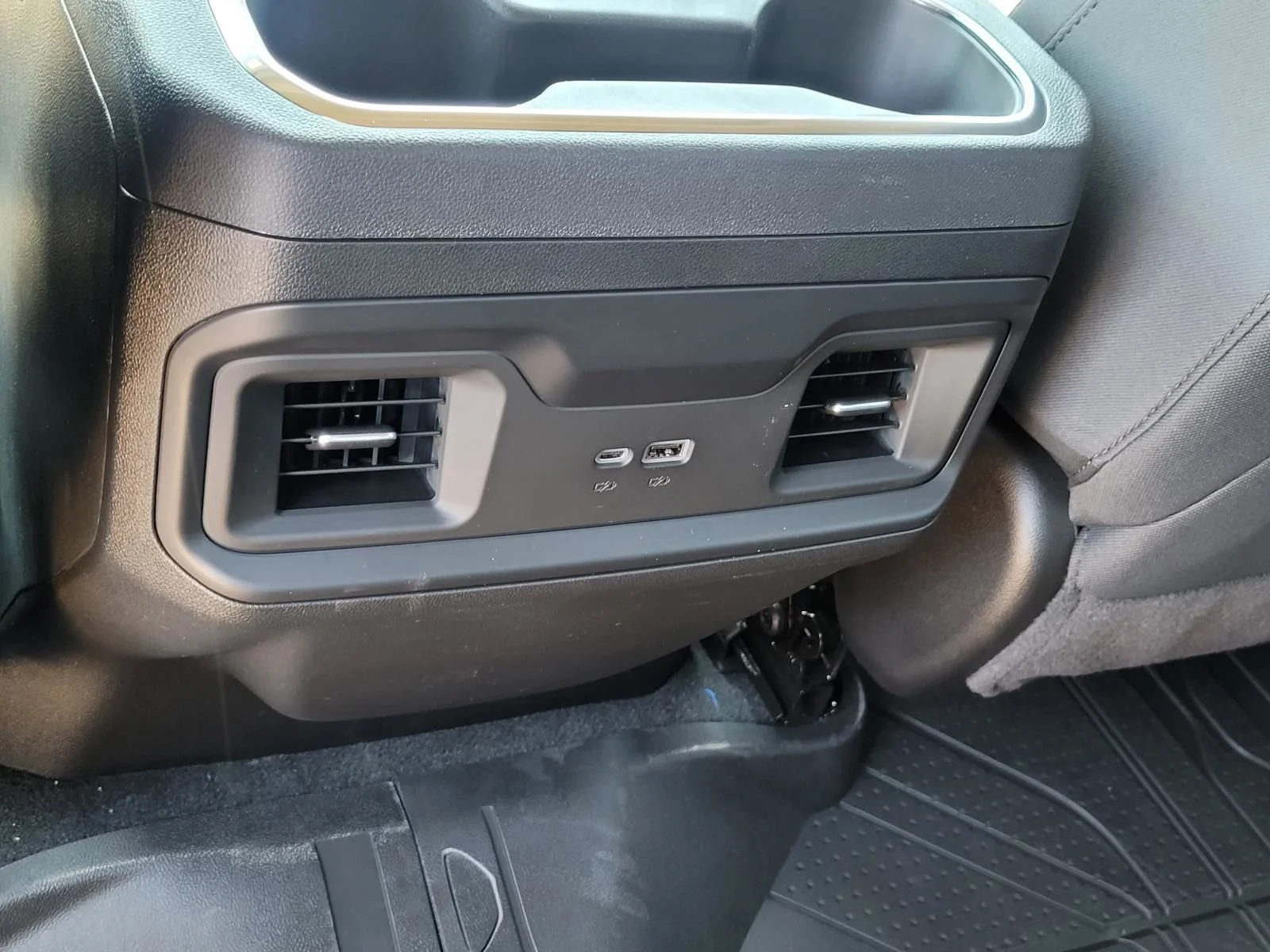 2026 Chevrolet Silverado 1500 RST - Photo 11