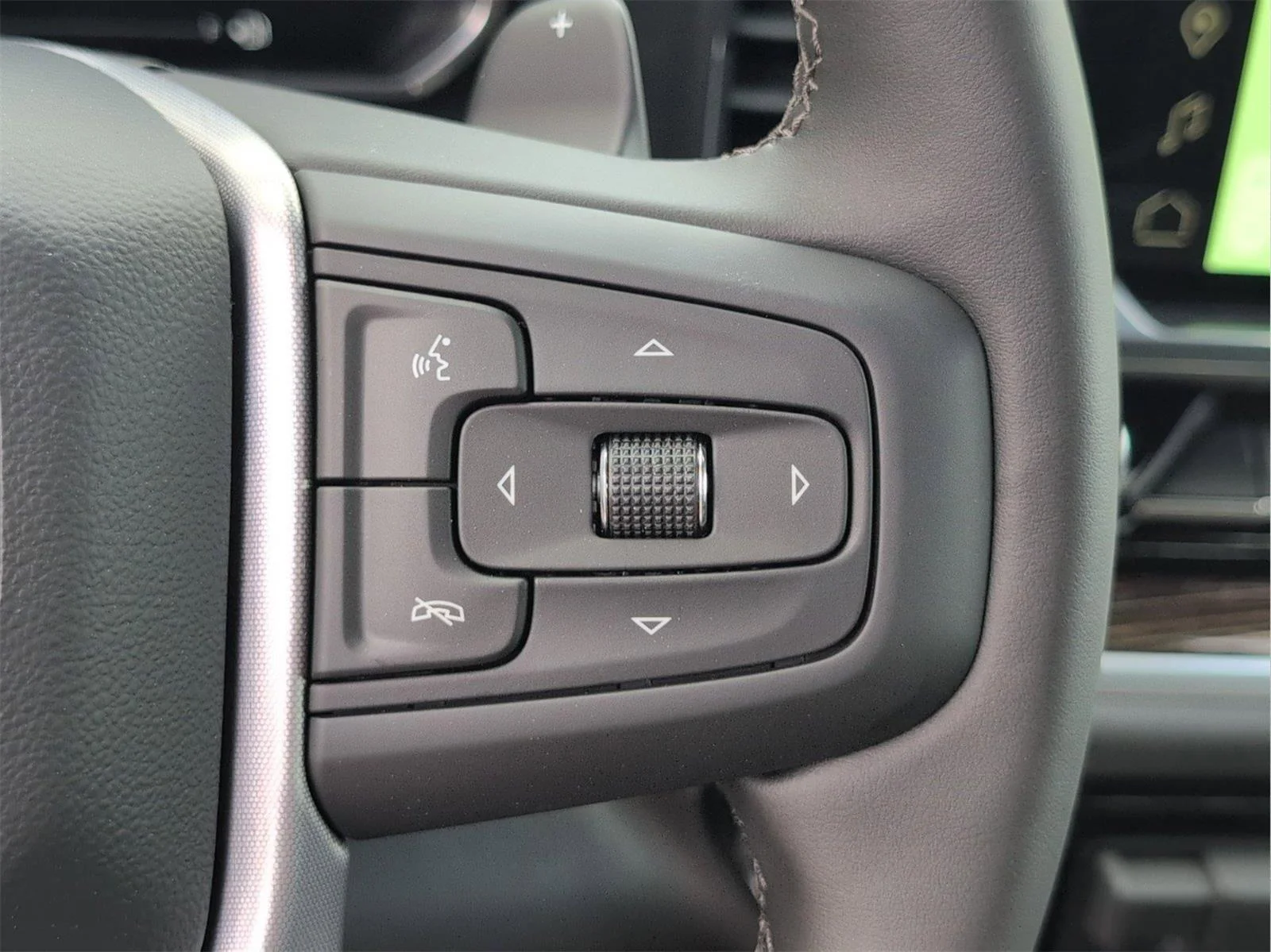 New 2026 Onyx Black GMC Elevation image 25