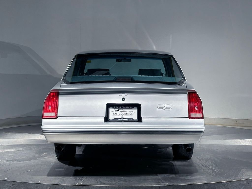 Used 1987 Gray Chevrolet  image 8