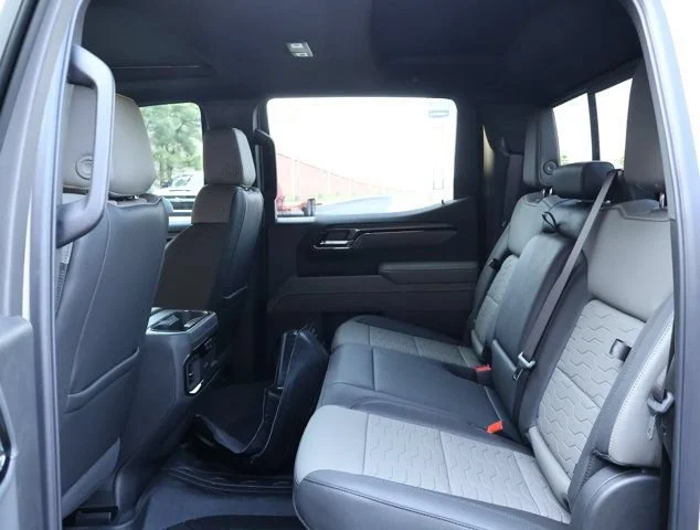 2026 Chevrolet Silverado 1500 ZR2 - Photo 25