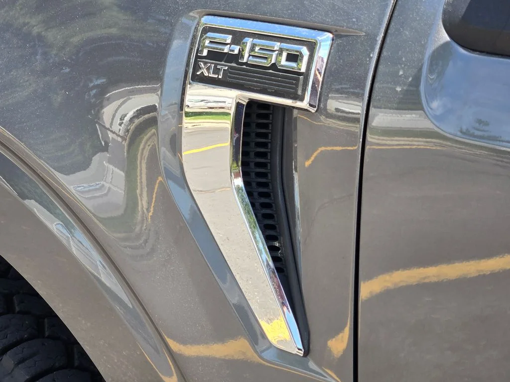 Used 2023 Gray Ford XLT image 6