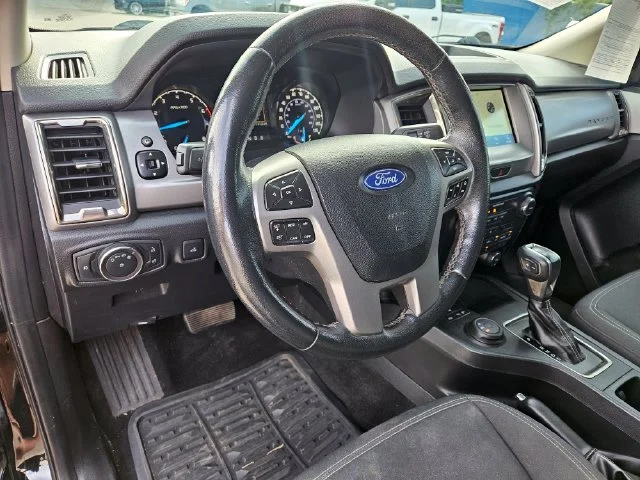 Used 2019 Shadow Black Ford XLT image 10
