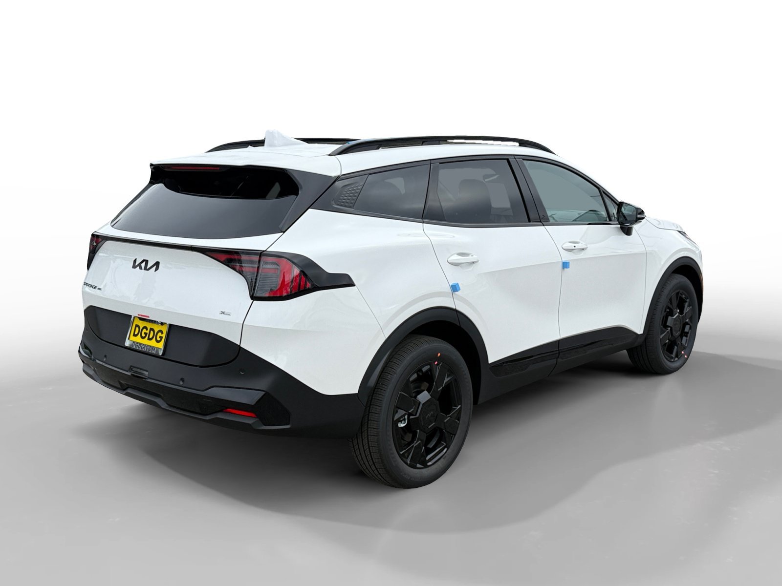 New 2027 Snow White Pearl Kia X-Line image 5