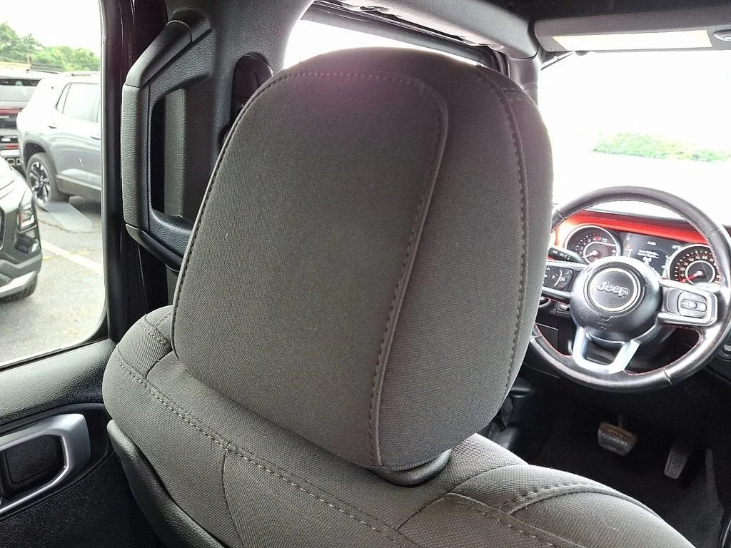 Used 2021 Black Jeep Rubicon 4X4 image 47