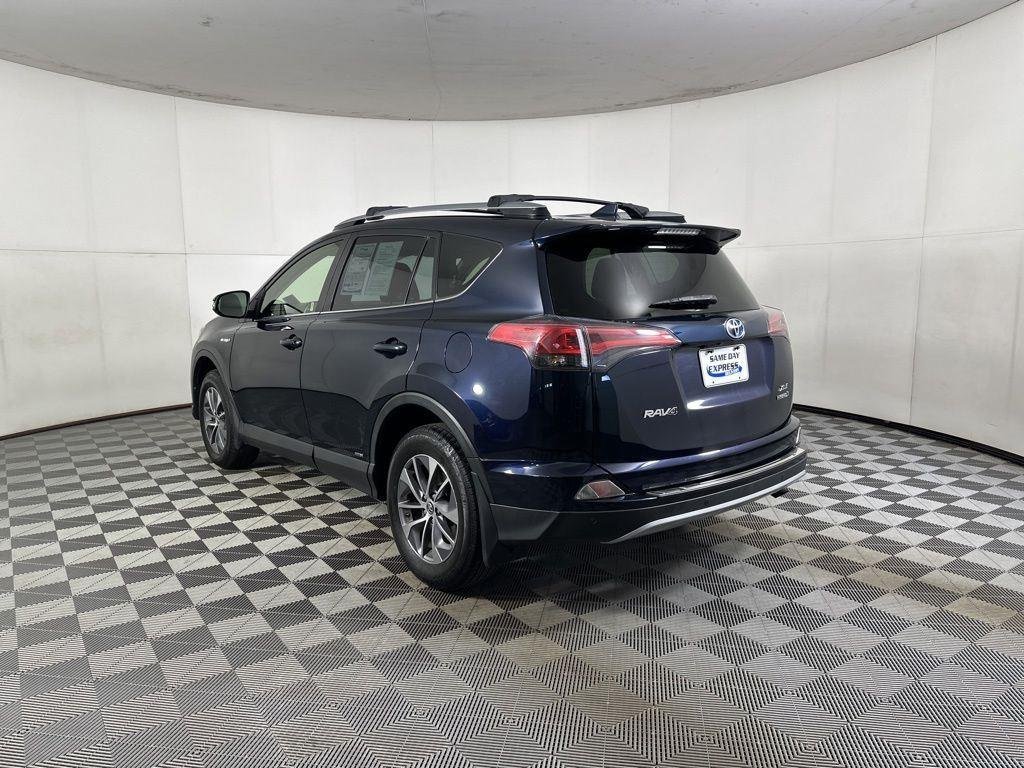 Used 2018 Aqua Toyota XLE image 24
