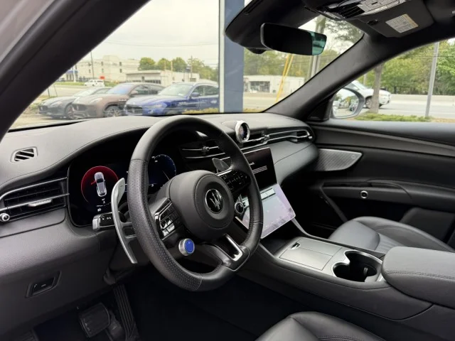 Used 2024 Bianco Astro Metallic Maserati GT AWD image 10
