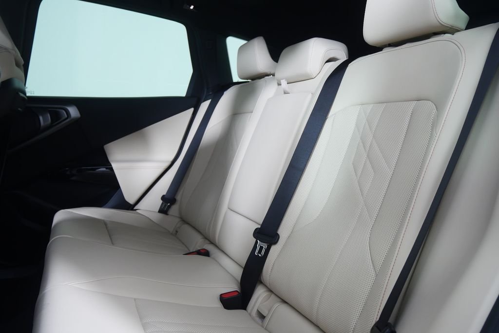Used 2026 Mineral White Metallic BMW 30 xDrive image 14