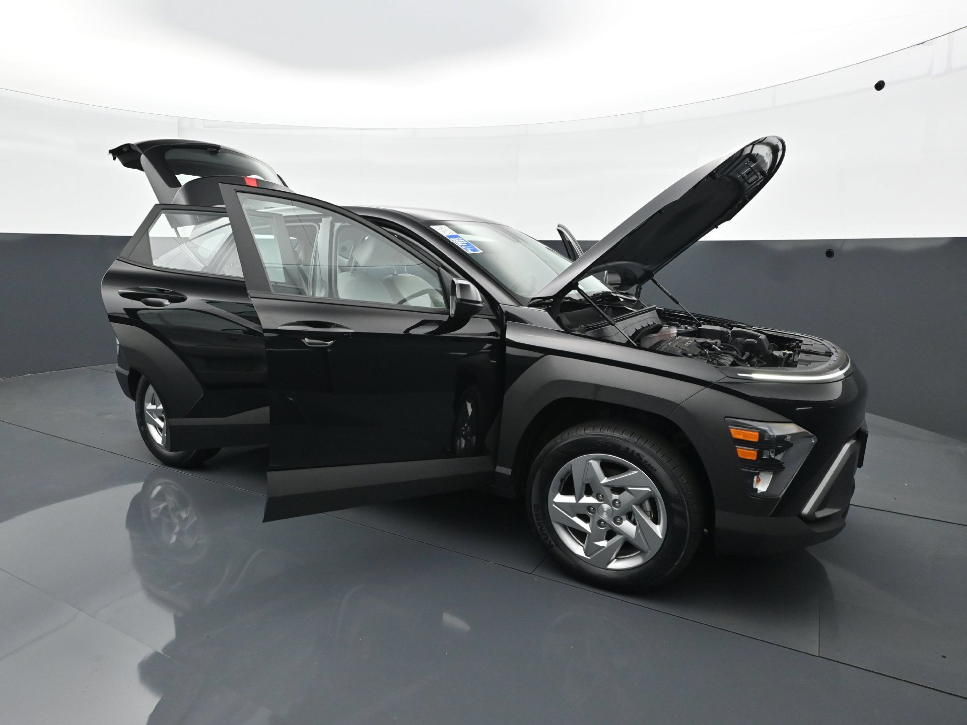 2024 Hyundai Kona SE - Photo 34