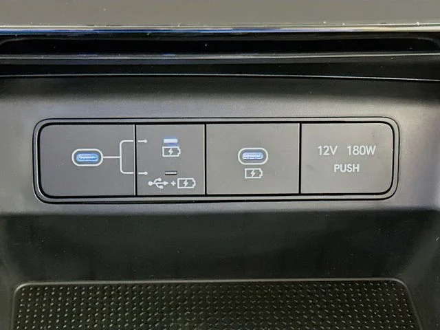 New 2026 Hyundai TUCSON SEL