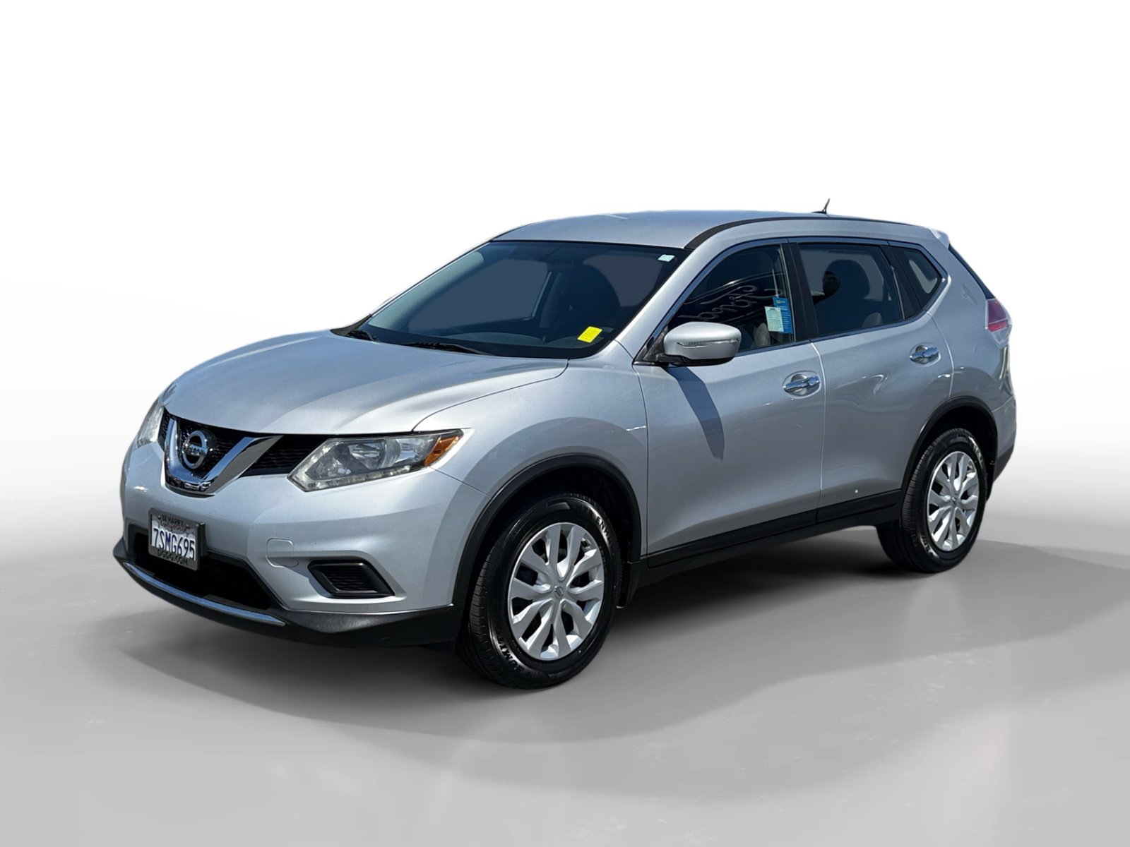 2015 Nissan Rogue S FWD's photo