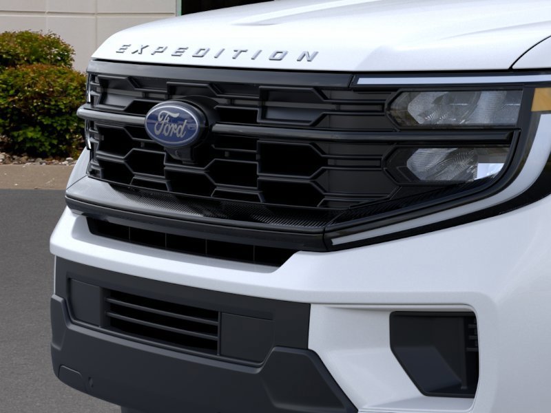 New 2026 Star White Metallic Tri-Coat Ford Active image 17