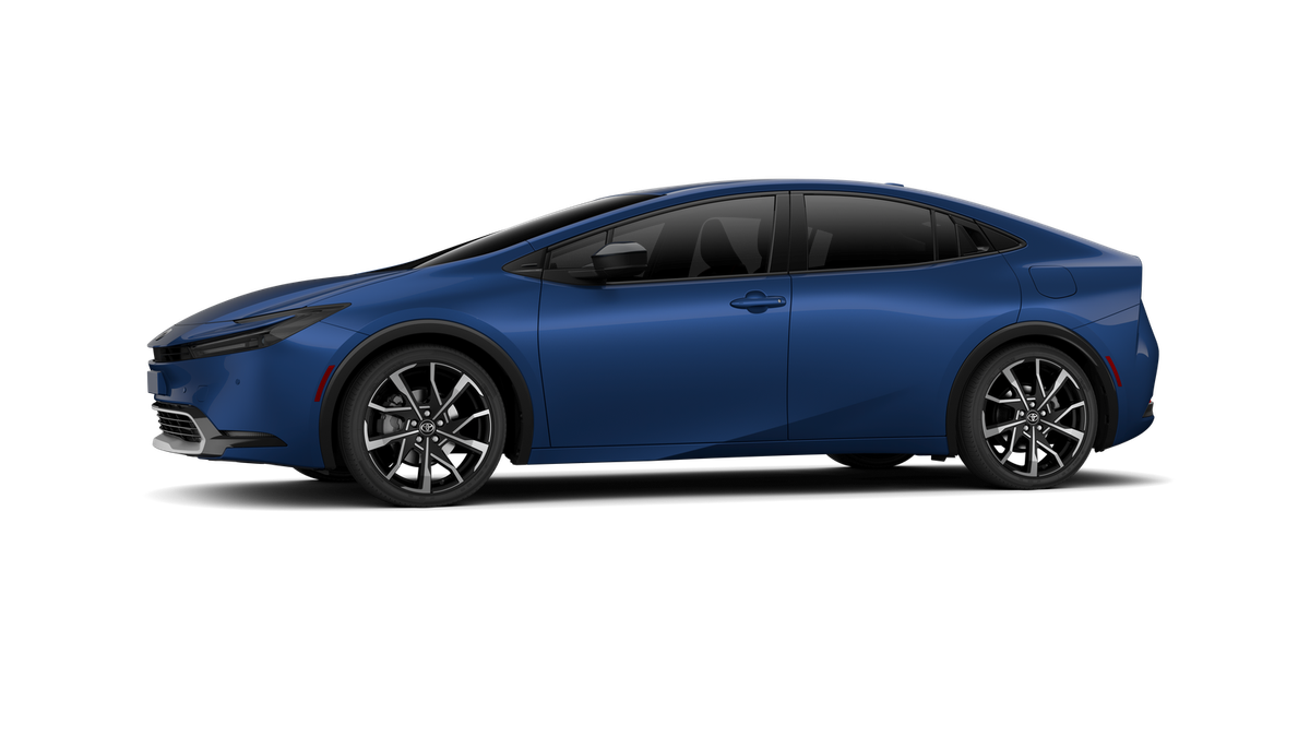 2026 Toyota Prius Plug-In Hybrid — photo 11